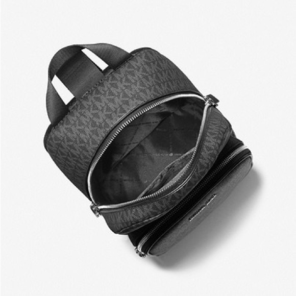 MICHAEL KORS MENS Cooper Logo Sling Pack In Black NWT - Picture 3 of 4